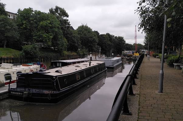 Brentford canal view