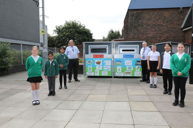 Green Dragon pupils with Cllrs Lamber and Collins