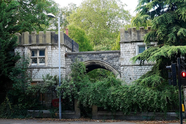 Gunnersbury Small Block