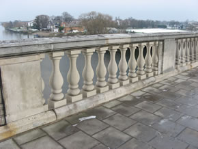 The bridge, which crosses the River Thames in West London