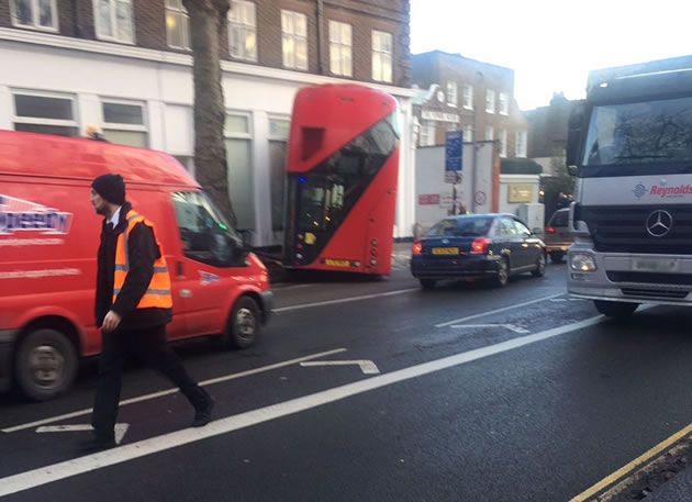 Bus hits building on Chiswick High Road