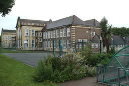 Chiswick School Teacher Sacked Over Safeguarding Concerns