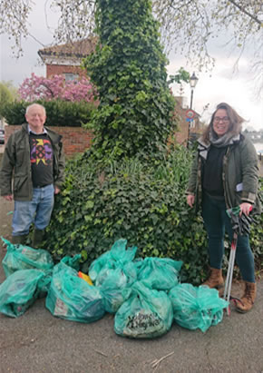 litter picking team