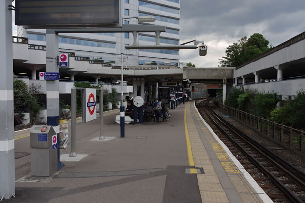 Gunnersbury Station