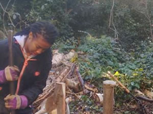 volunteer digging at gunnersbury triangle nature reserve