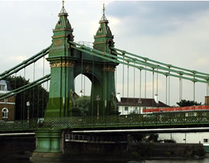 hammersmith bridge 