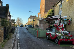 Mari Deli Claims Overwhelming Support for Chiswick Mall Parklet