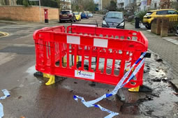 Oxford Road South Water Leak Worsens