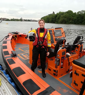 Chiswick RNLI Volunteer Takes 'Water' Challenge 