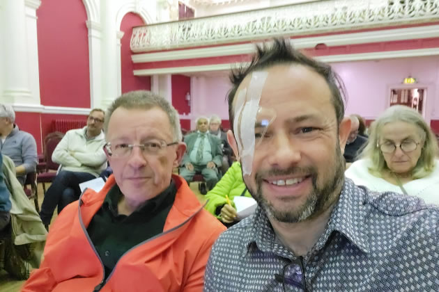 Cllr Andrew Steed (left) and Cllr Gary Malcolm (right) at the meeting 