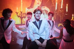 Masterful TikTok Jukebox Musical Rocks the Tabard