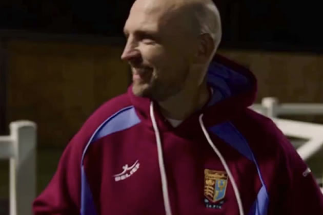 Matt Dawson wearing a Chiswick Rugby top