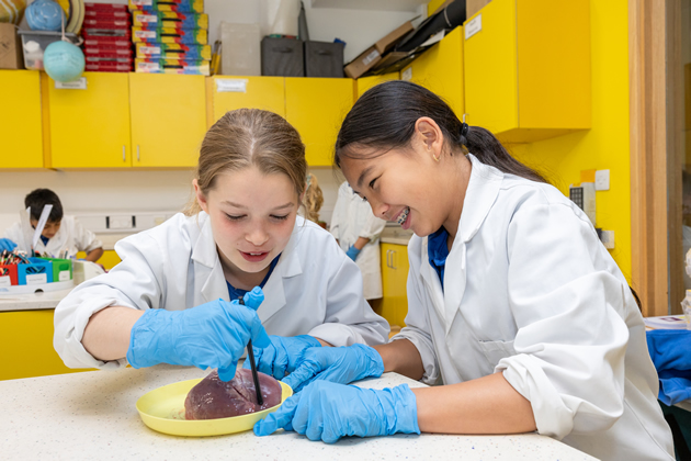 Women in Science: Inspiring the Next Generation at RPPS