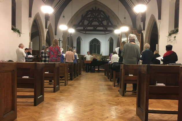 Doverhouse Singers rehearsing for their concert 