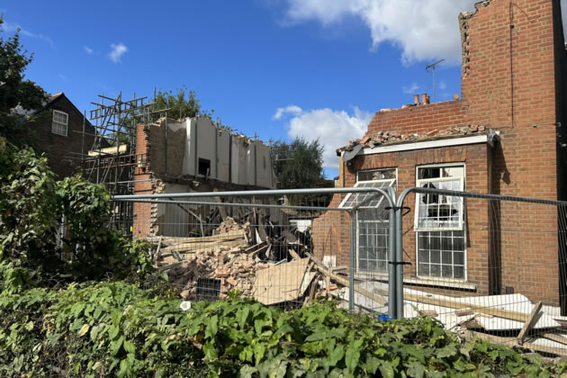 47 and 49 Lower Mortlake Road, Richmond, after the collapse