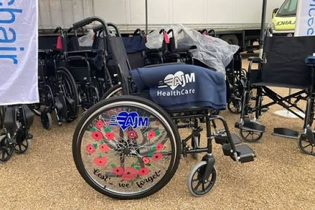 Lib Dems Press for Action on Ealing Wheelchair Service