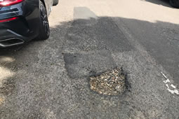 Ealing Borough Tops London