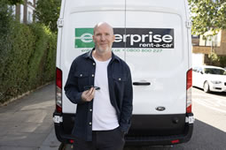 Vehicle Rental Firm Blamed for Chaos Around Ravenscourt Park
