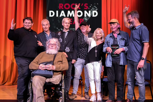 (l-r) Richard Luck, Pete Feenstra, Patrick Humphries, David Sinclair, Ralph Brookfield, Gina Way, Robert Hokum, Alistair Young