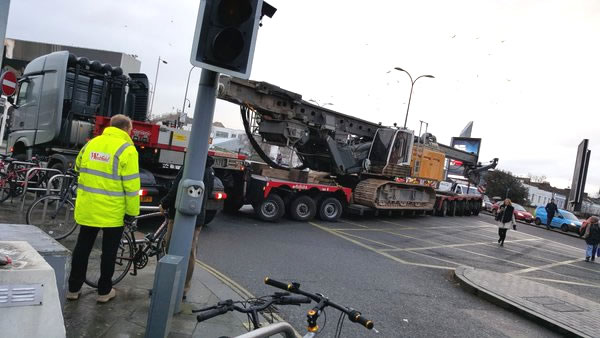 Traffic Chaos As Lorry Gets Stuck on Shepherd's Bush Green