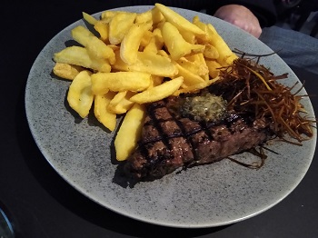 Steak and frites at Riverside Studios' Studio 8 Cafe Bar