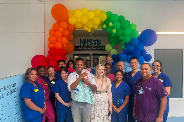 Staff at the NICU bid farewell to Coralie 